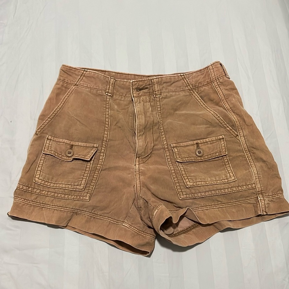 American Eagle Highest Rise 90s Boyfriend Corduroy Cargo Short in Tan Size 2